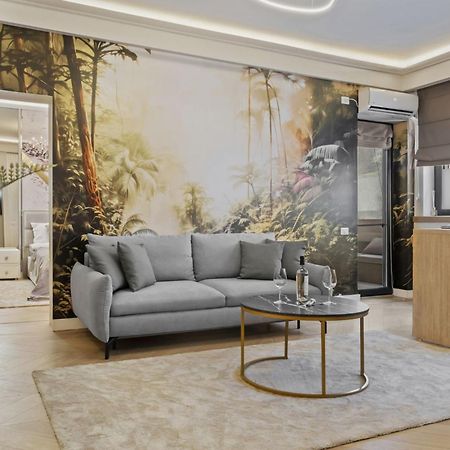 Central Two Rooms Apartment The Paradise Of Lights Bucareste Exterior foto