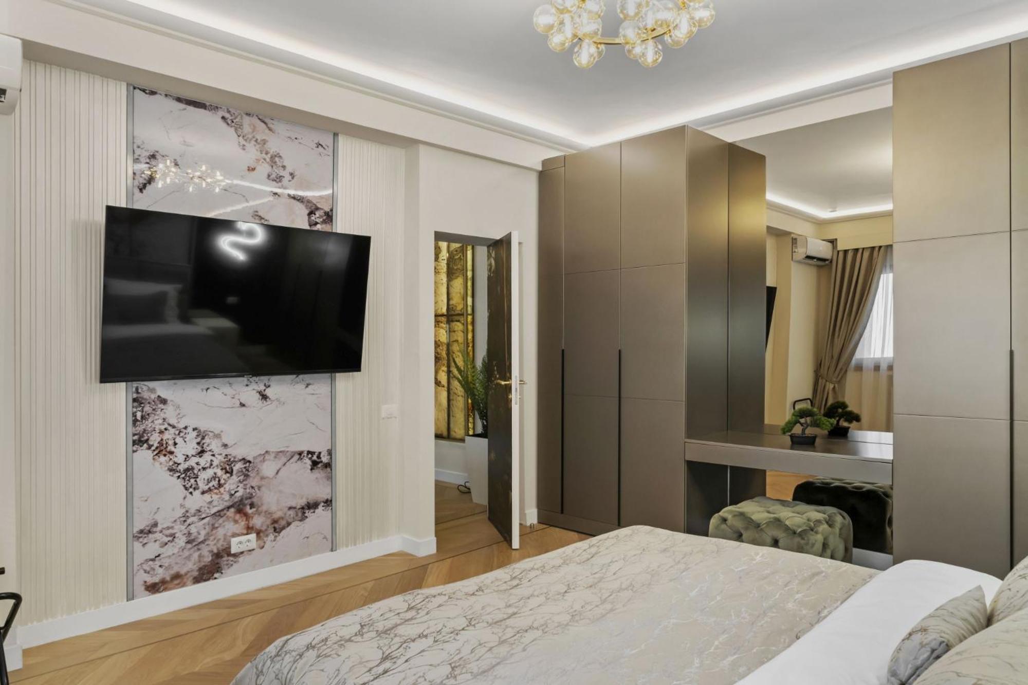 Central Two Rooms Apartment The Paradise Of Lights Bucareste Exterior foto